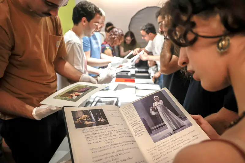 Trabalho de formandos do Curso de Fotolivro